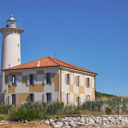 Apartment Lovely Flat Just 400mt From The Sea