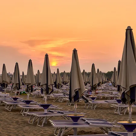 Lovely Flat Just 400mt From The Sea Bibione